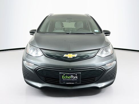 Used 2017 Chevrolet Bolt Premier FWD image 2