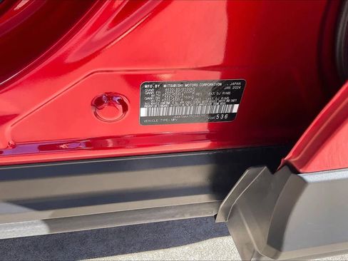 Used 2024 Mitsubishi Eclipse Cross SE image 33