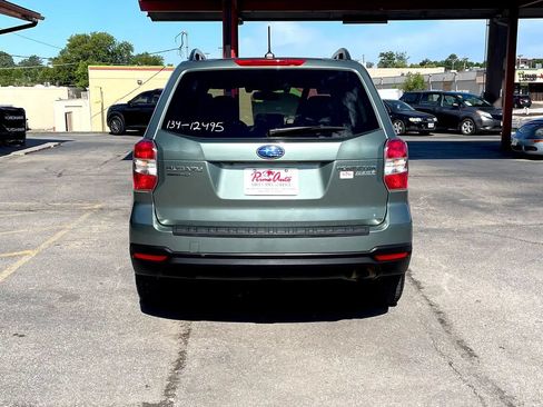 Used 2015 Subaru Forester 2.5i Premium AWD/4WD image 5