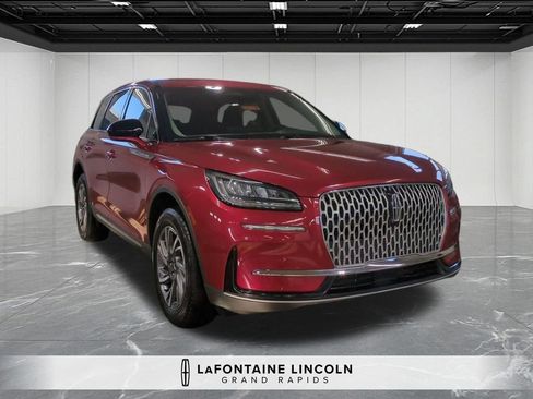 Certified 2023 Lincoln Corsair FWD w/ Towing Package image 7