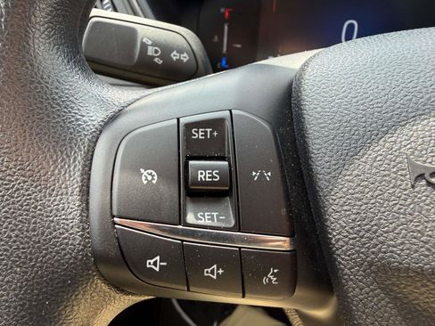 Used 2025 Ford Escape Active AWD/4WD image 14