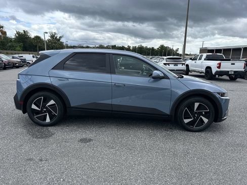 New 2025 Hyundai Ioniq 5 SE RWD image 10