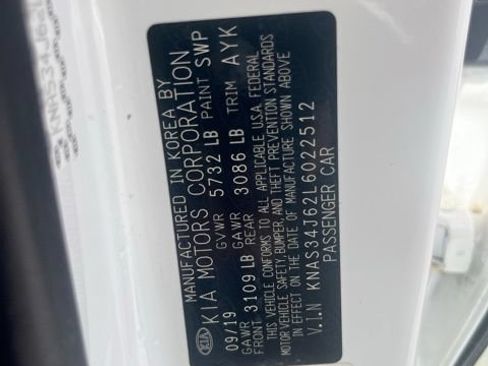 Used 2020 Kia K900 Luxury w/ VIP Package AWD/4WD image 15