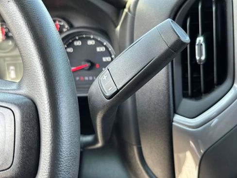 Certified 2022 Chevrolet Silverado 1500 Custom AWD/4WD image 8