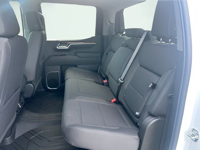 New 2026 Chevrolet Silverado 1500 RST AWD/4WD image 15