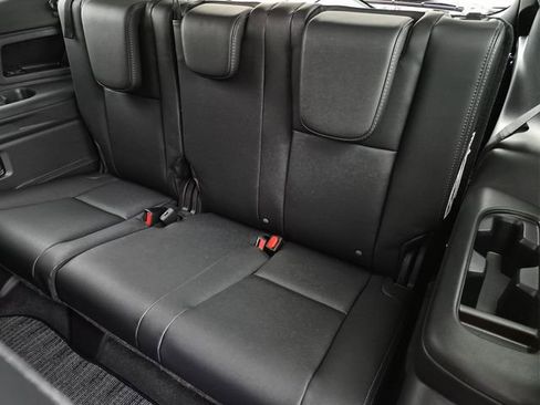 New 2026 Subaru Ascent Limited image 17