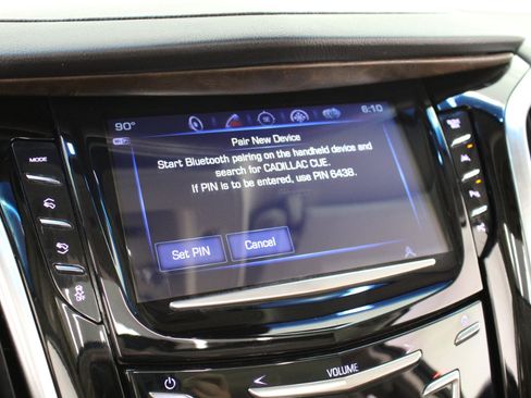 Used 2018 Cadillac Escalade Luxury image 66