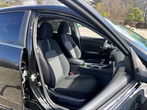 Used 2023 Nissan Sentra SV image 15