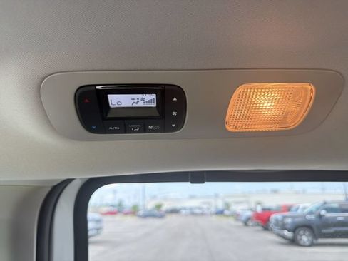 Used 2026 Honda Odyssey Elite image 29