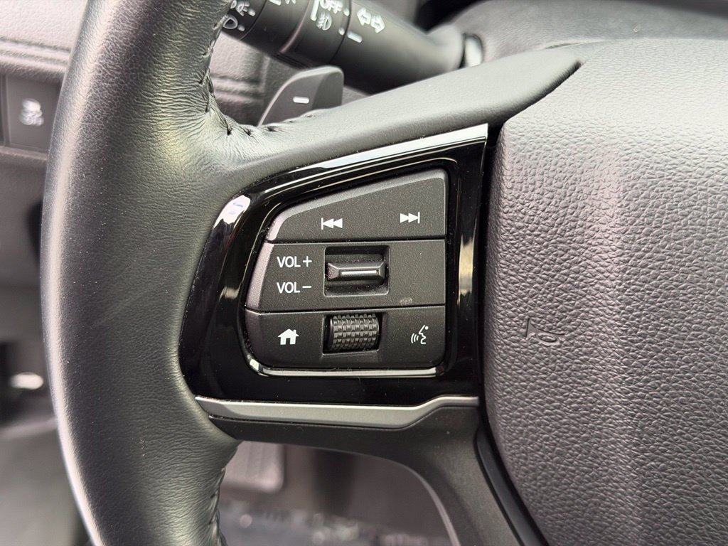 Used 2025 Honda Odyssey EX-L image 24
