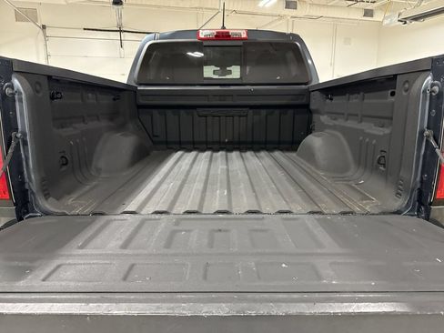 Used 2019 Chevrolet Colorado ZR2 w/ LPO, Premium Interior Package AWD/4WD image 23