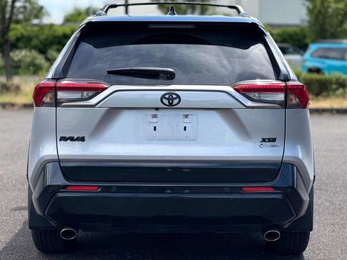 Certified 2025 Toyota RAV4 XSE AWD/4WD image 4