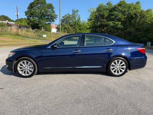 Used 2010 Lexus LS 460 AWD image 2