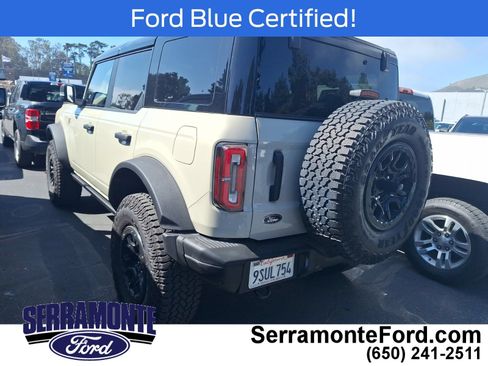 Used 2025 Ford Bronco Badlands AWD/4WD image 4