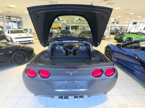 Used 2010 Chevrolet Corvette Base image 7