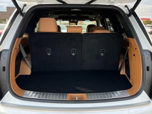 New 2026 Hyundai Palisade Calligraphy AWD/4WD image 11