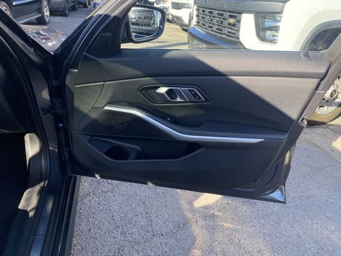Used 2020 BMW 330i Sedan RWD image 23