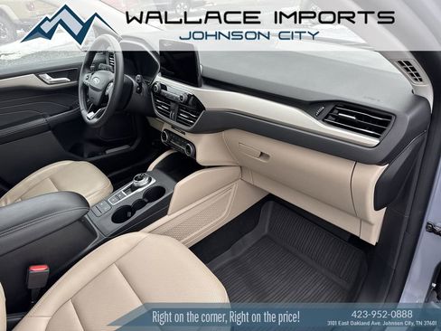 Used 2022 Ford Escape SEL w/ Technology Package image 37