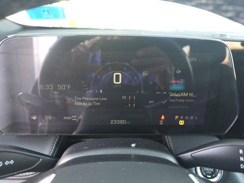 Used 2025 Chevrolet Equinox LT w/ Convenience Package II image 24