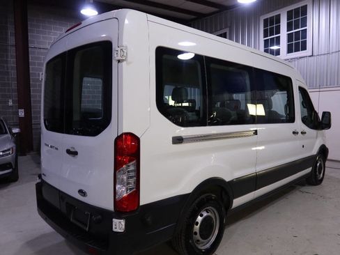 Used 2016 Ford Transit 350 XL image 5
