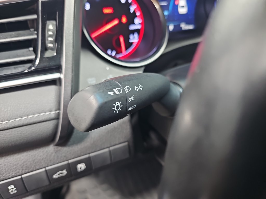 Used 2018 Toyota Camry XSE w/ Audio Package FWD image 28
