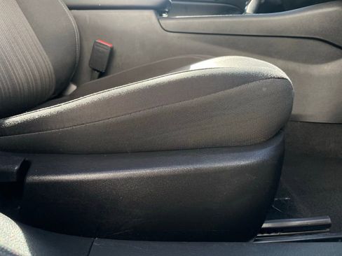 Used 2024 Nissan Altima 2.5 SV image 30