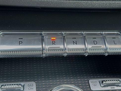 New 2024 Lincoln Nautilus Reserve w/ Equipment Group 202A image 17