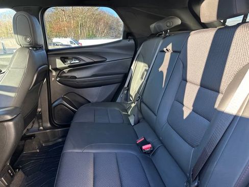 Used 2023 Chevrolet TrailBlazer RS w/ Sun and Liftgate Package image 18