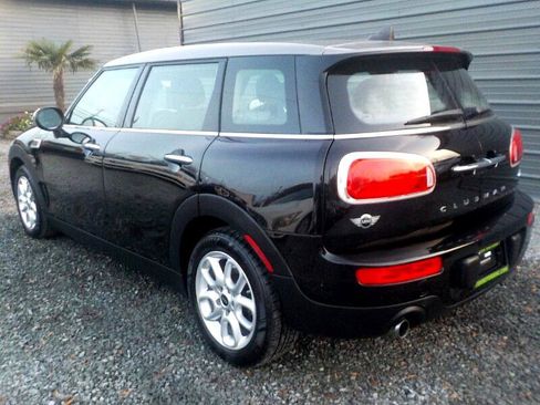 Used 2017 MINI Cooper Clubman image 2