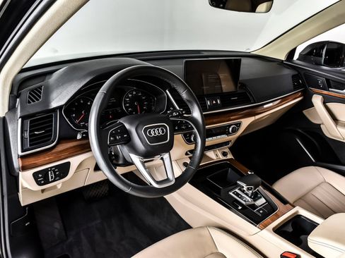 Used 2024 Audi Q5 2.0T Premium AWD/4WD image 17