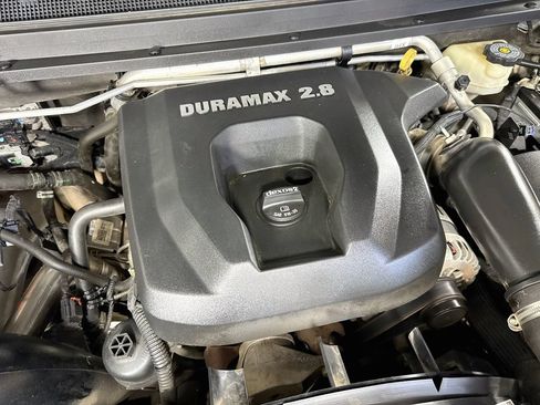 Used 2017 Chevrolet Colorado Z71 AWD/4WD image 37