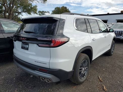 New 2026 GMC Acadia Elevation image 5