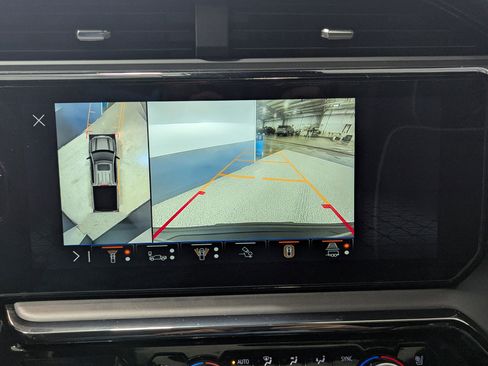 Used 2024 GMC Sierra 1500 AT4X image 23