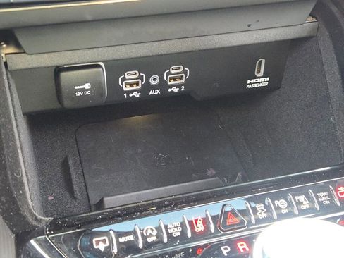 Used 2025 Jeep Grand Wagoneer Series III w/ Quick Order Packagew 28T image 32