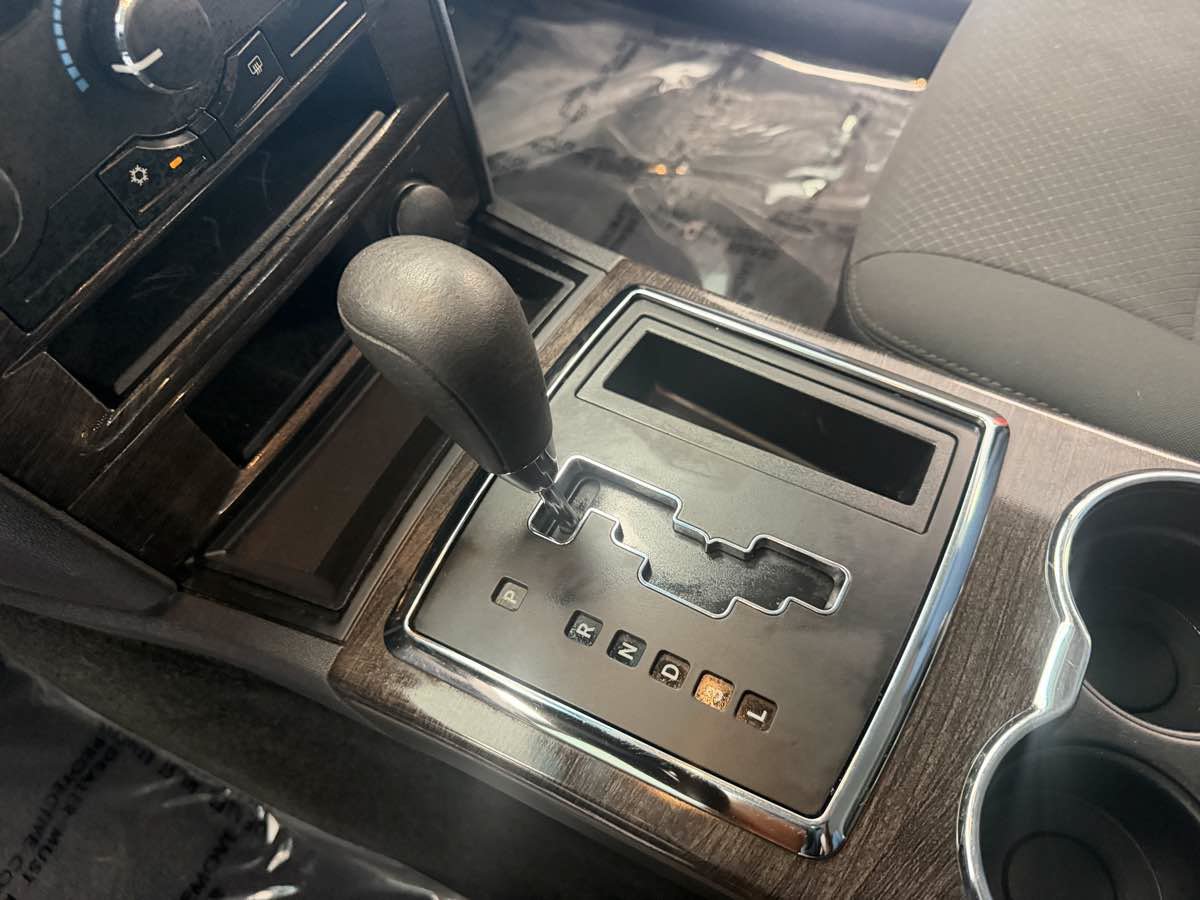 Used 2008 Chrysler 300 LX RWD image 18
