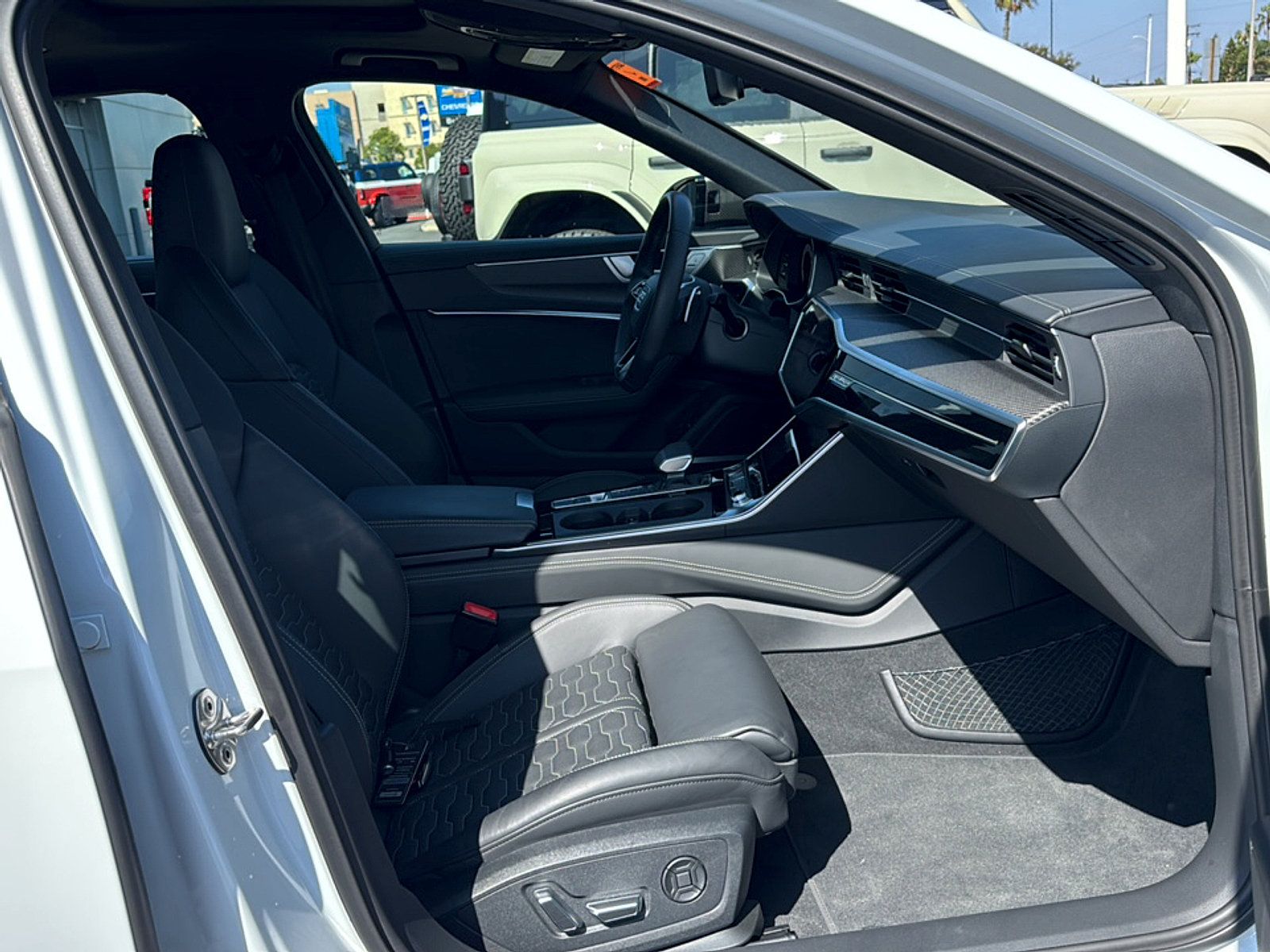 Used 2025 Audi RS 6 performance AWD/4WD image 6