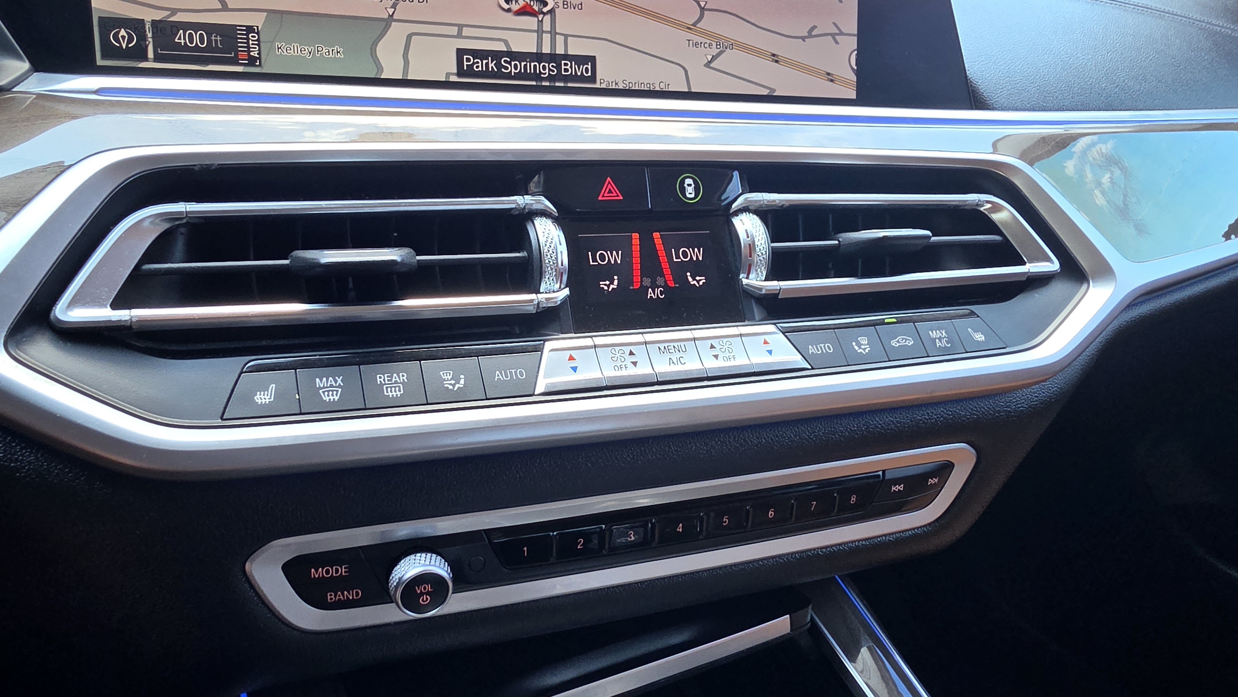 Used 2019 BMW X7 xDrive40i w/ Premium Package AWD/4WD image 40