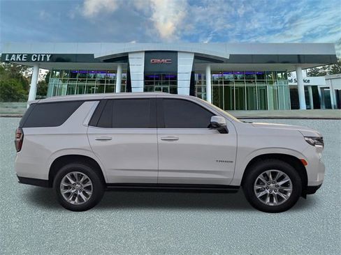 Used 2021 Chevrolet Tahoe Premier image 2