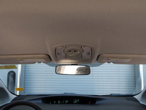 Used 2013 Toyota Prius Three FWD image 27