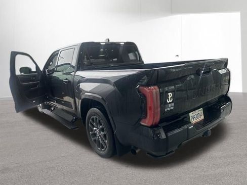 Used 2022 Toyota Tundra Platinum w/ Advanced Package AWD/4WD image 5