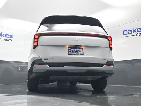 New 2026 Kia Carnival EX FWD image 45