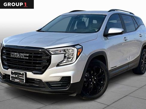 Used 2022 GMC Terrain SLE w/ Driver Convenience Package image 1