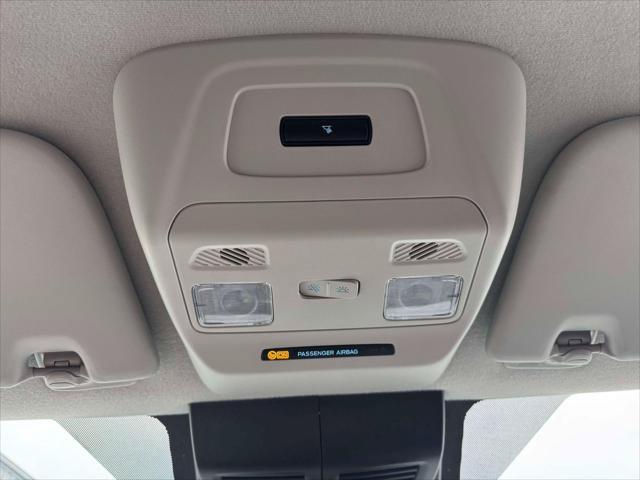 Used 2025 Ford Transit 250 Low Roof w/ Exterior Upgrade Package RWD image 31