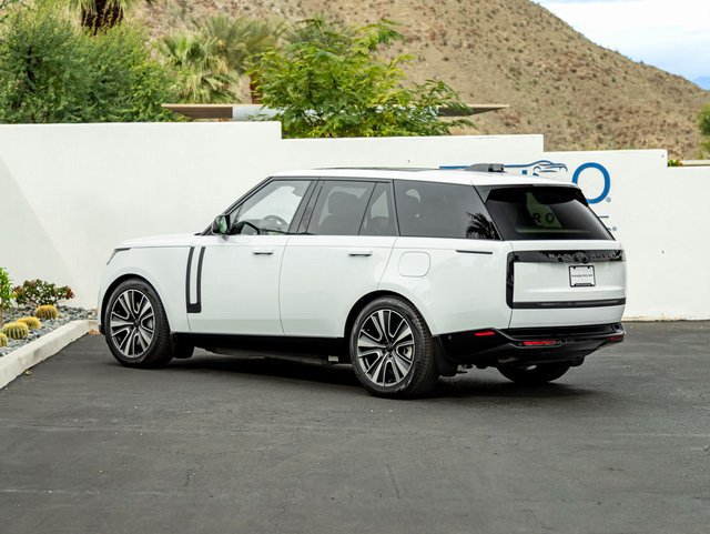 New 2026 Land Rover Range Rover SE AWD/4WD image 9