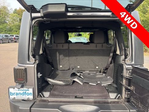 Used 2017 Jeep Wrangler Unlimited Sport w/ Quick Order Package 24S image 28