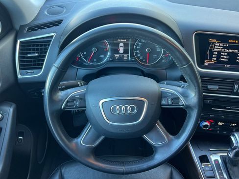 Used 2017 Audi Q5 2.0T Premium Plus w/ Technology Package image 15
