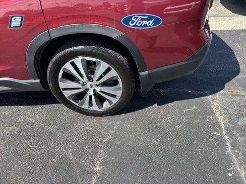 Used 2019 Subaru Ascent Touring image 9