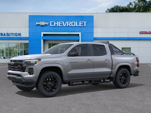 New 2026 Chevrolet Colorado Z71 w/ Midnight Edition AWD/4WD image 2