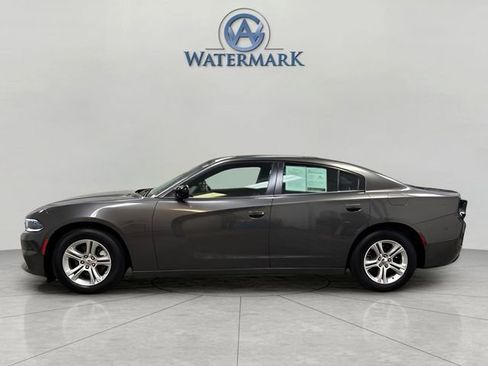 Used 2023 Dodge Charger SXT image 2