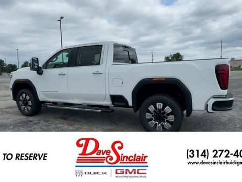 New 2026 GMC Sierra 3500 Denali w/ Denali Reserve Package AWD/4WD image 6